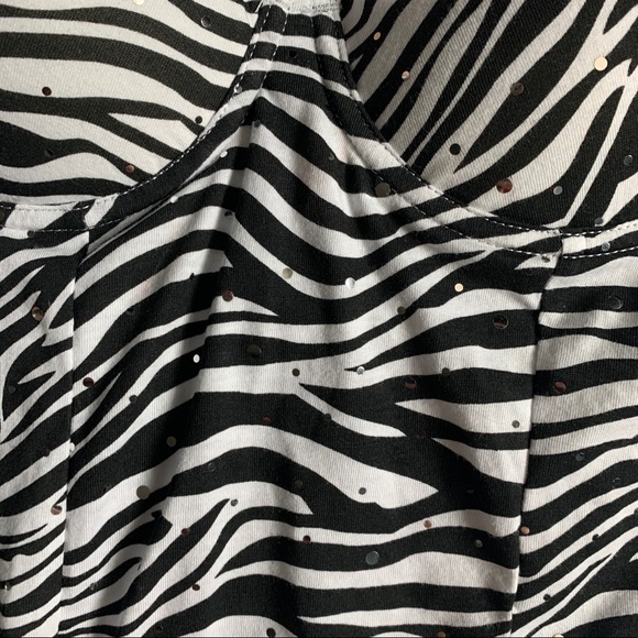 ZEBRA PRINT BUSTIER TOP❤️‼️ - Picture 3 of 4